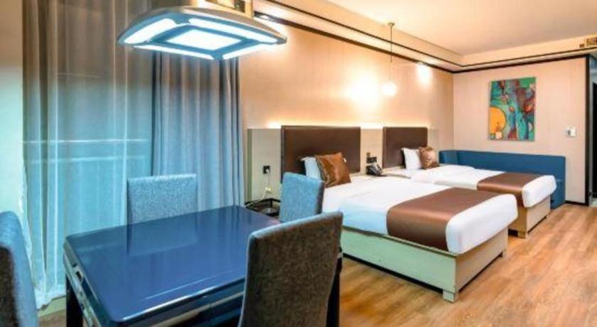 Gya Changzhou Wujin District Hutang New Era Furniture Plaza Hotel Экстерьер фото