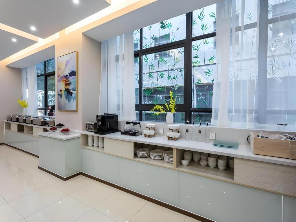 Gya Changzhou Wujin District Hutang New Era Furniture Plaza Hotel Экстерьер фото